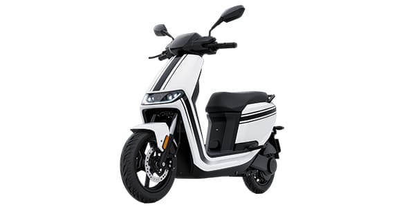 電動キックボード型の特定小型原動機付自転車